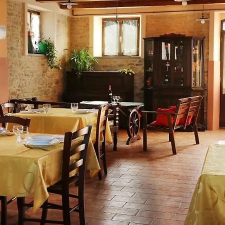 Sleeps 3 Pool Wifi Casa Vici