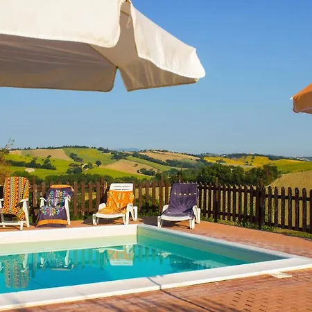 Sleeps 3 Pool Wifi * Casa Vici